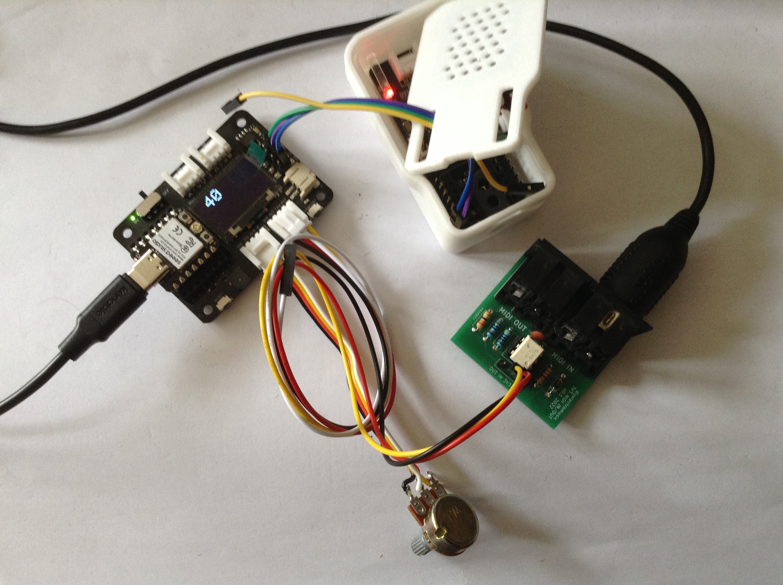 XIAO ESP32-C3 MIDI Synthesizer – Part 6 – Simple DIY Electronic